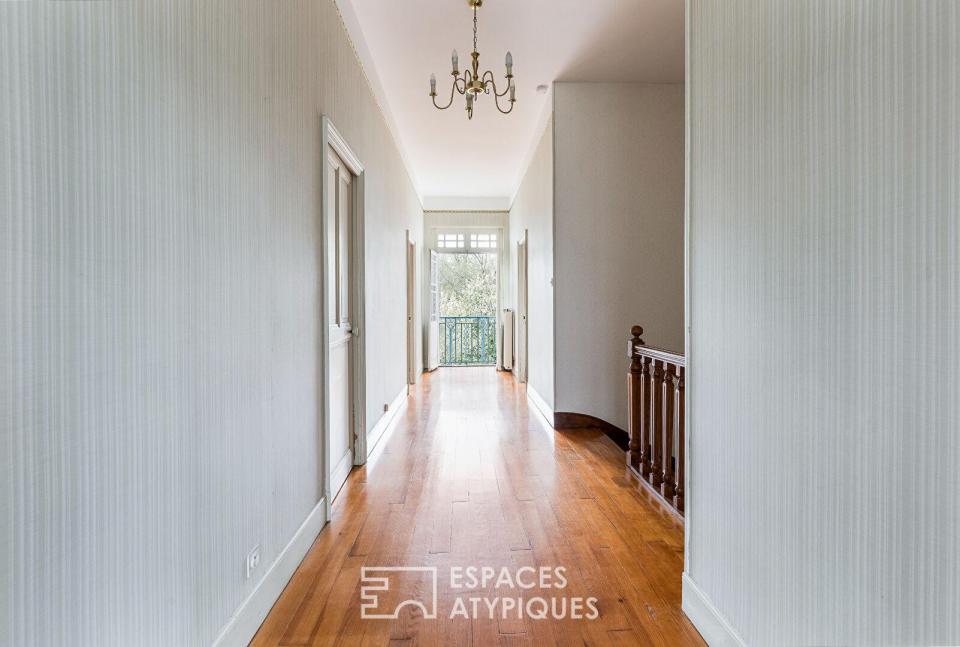 Maison familiale début vingtième siècle entre ville et nature aux portes du Gers