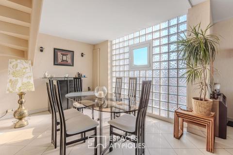 Triplex d&rsquo;architecte suspendu sur les toits de Toulouse