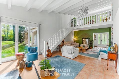 Maison familiale avec piscine et son parc à Mons