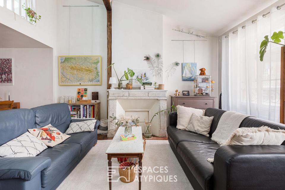 Duplex en dernier étage aux Carmes