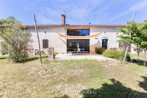 Longère rénovée en contemporain avec jardin à Balma
