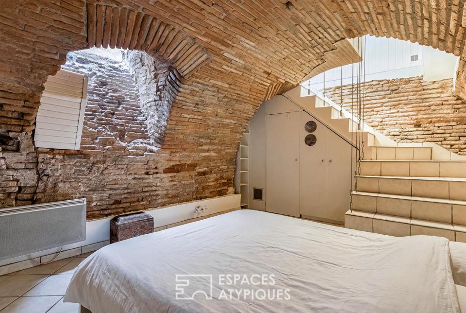 Appartement avec cave toulousaine aux Carmes