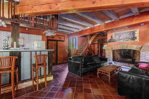 Maison de caractère écologique avec vue remarquable et accès aux rives de la Save