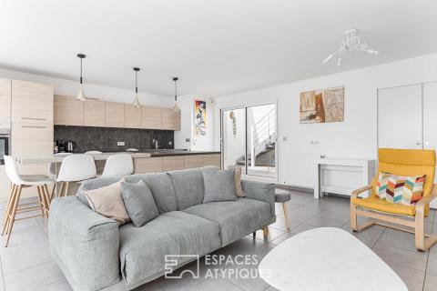 Duplex with rooftop terrace a few steps from Place Dupuy
