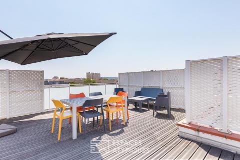 Duplex with rooftop terrace a few steps from Place Dupuy