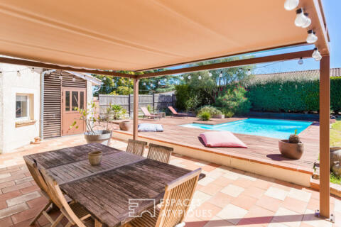 Maison de ville XIXe rénovée avec piscine et garage