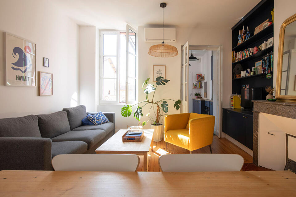 Appartement de charme toulousain avec vue sur les toits quartier des Chalets