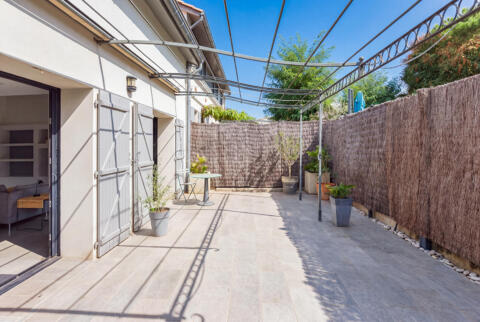 Maison Loft atypique avec terrasse privative à Cugnaux – limite St Simon