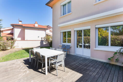 Maison familiale des années 60 et jardin intimiste à la Côte Pavée