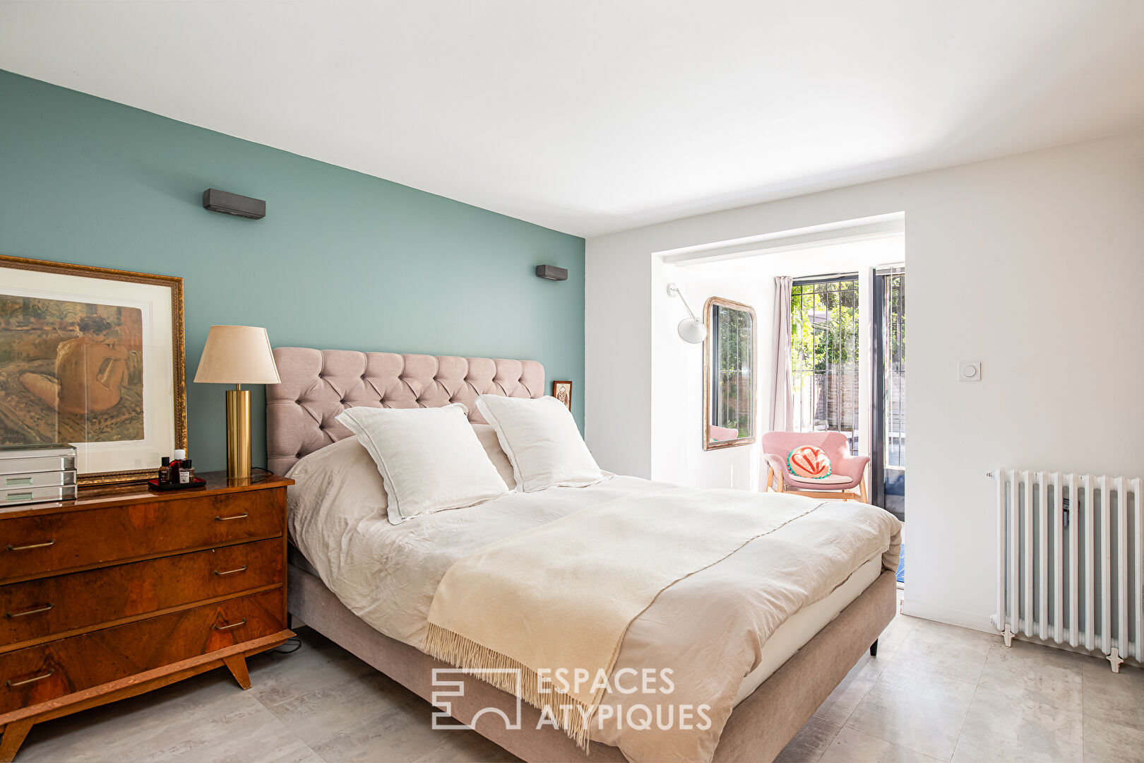 Renovated house in a bucolic setting in Les Minimes