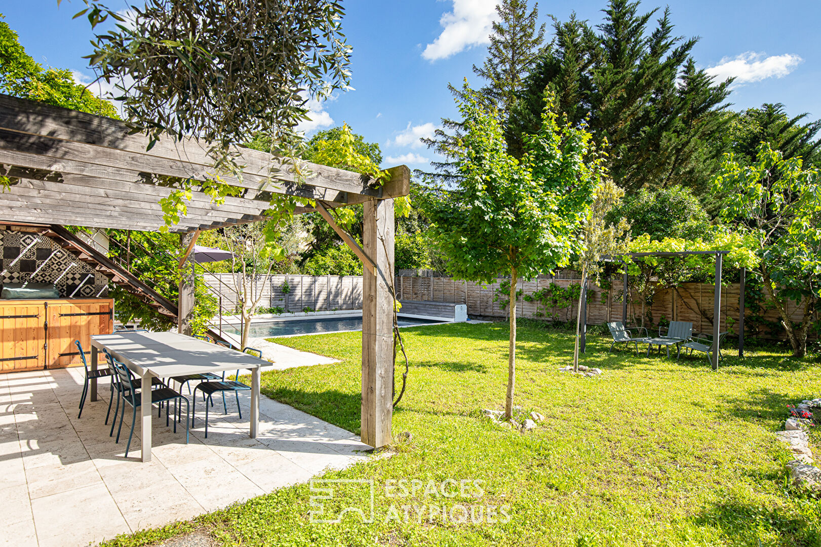 Renovated house in a bucolic setting in Les Minimes