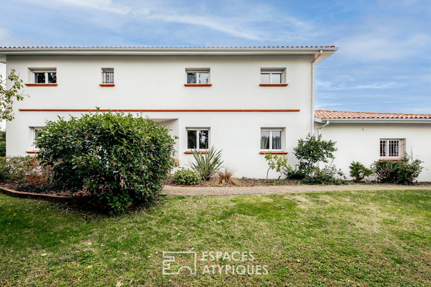 Maison familiale rénovée au coeur de Saint-Lys