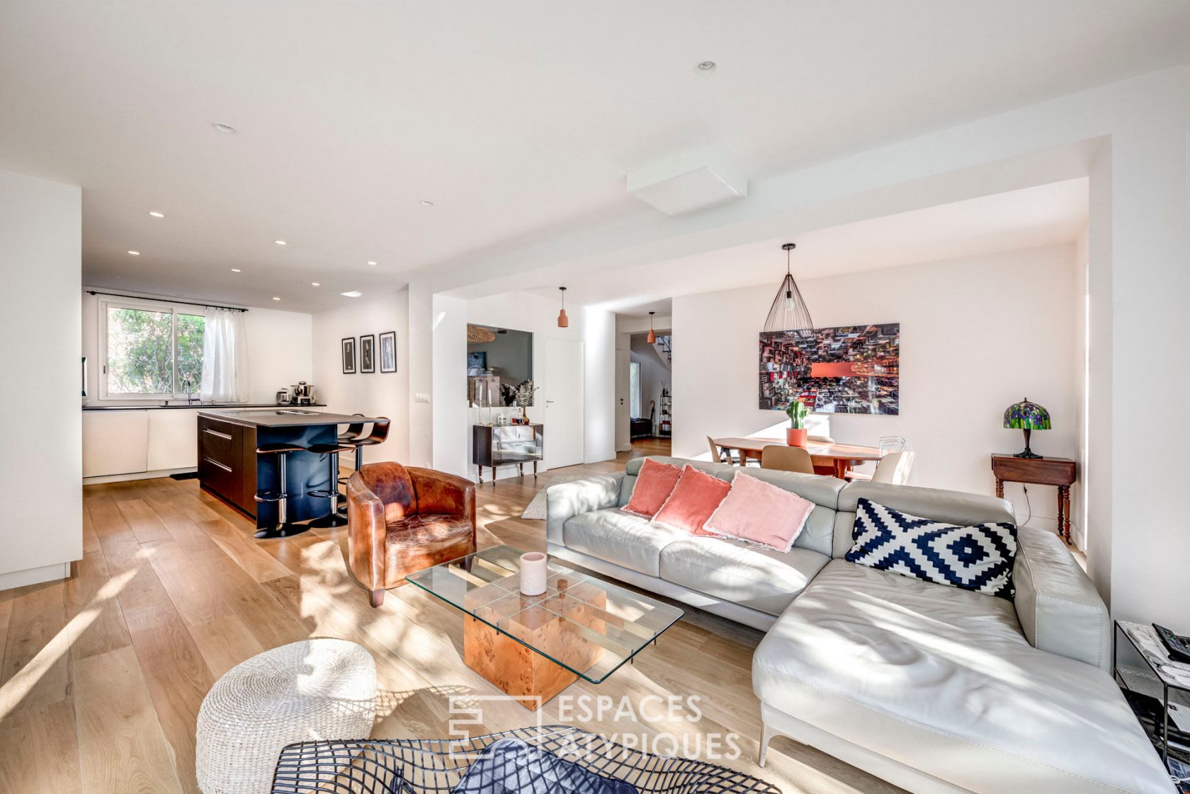 Rénovation contemporaine au coeur de St Michel