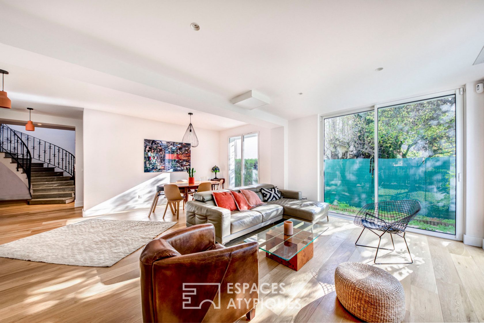 Rénovation contemporaine au coeur de St Michel