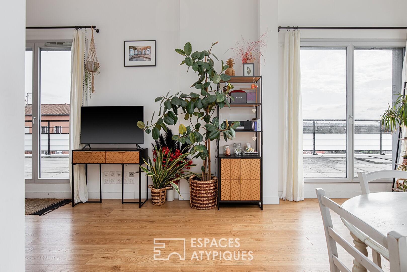 Rooftop with terrace