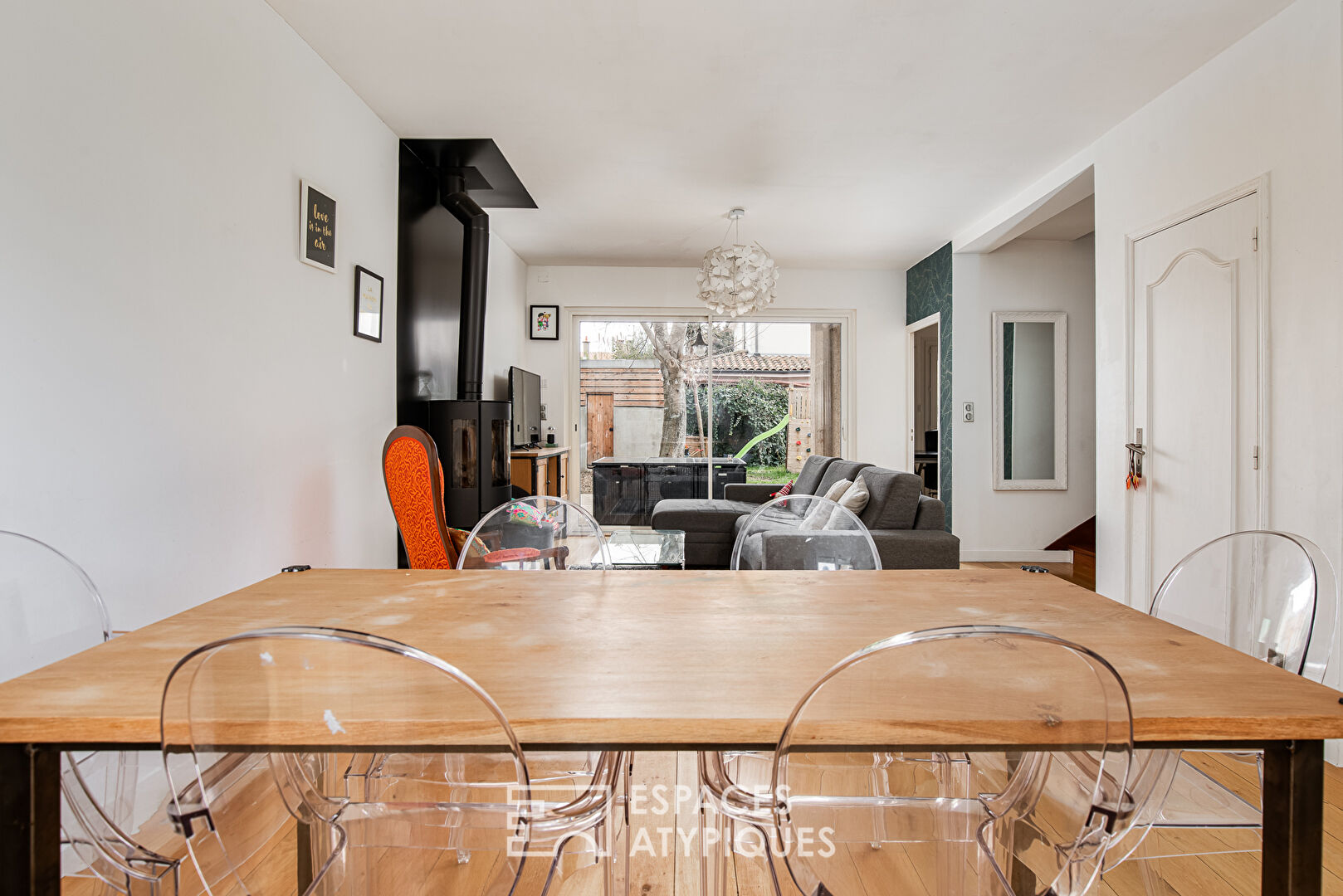 Renovated townhouse with garden