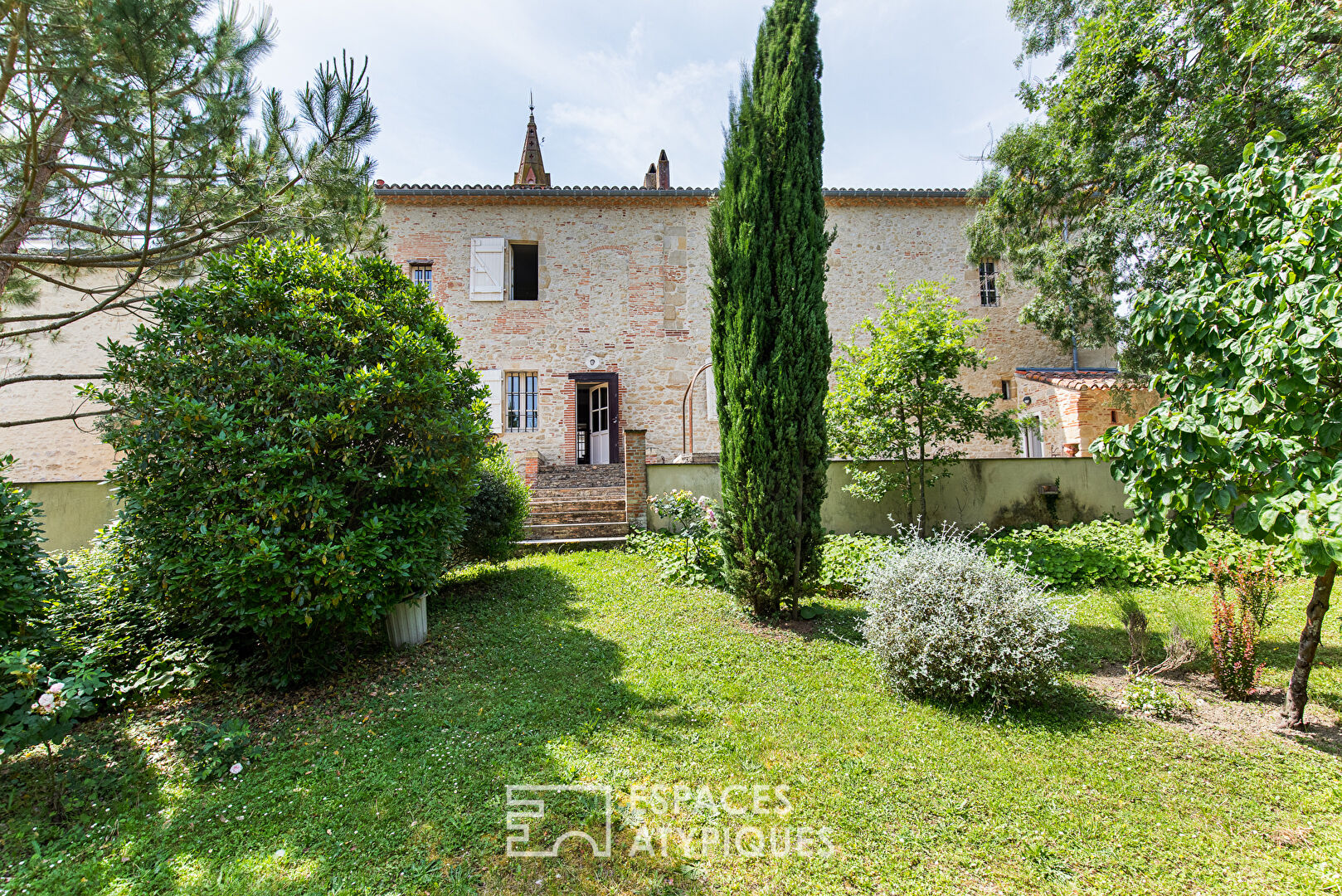 Renaissance house in the heart of Lauragais