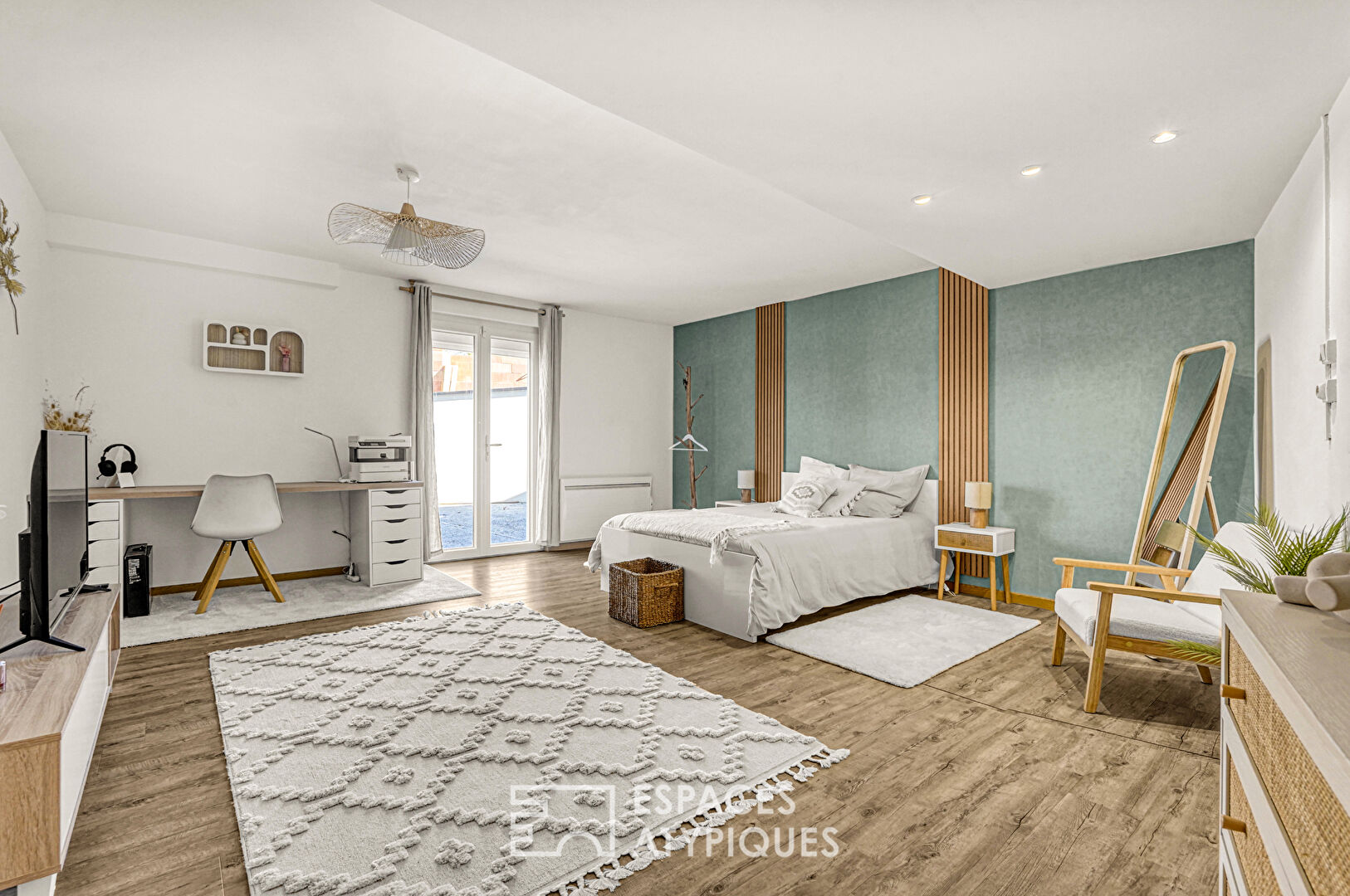 Modern renovation of a family home