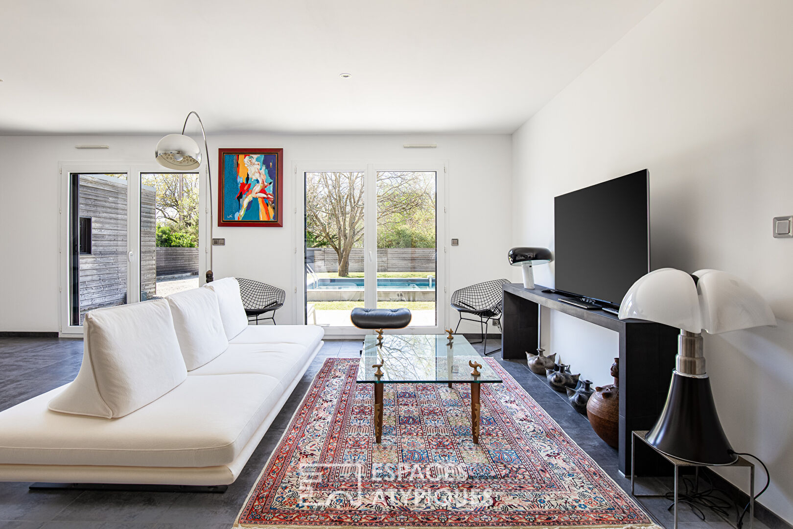 Contemporary with swimming pool in Pibrac