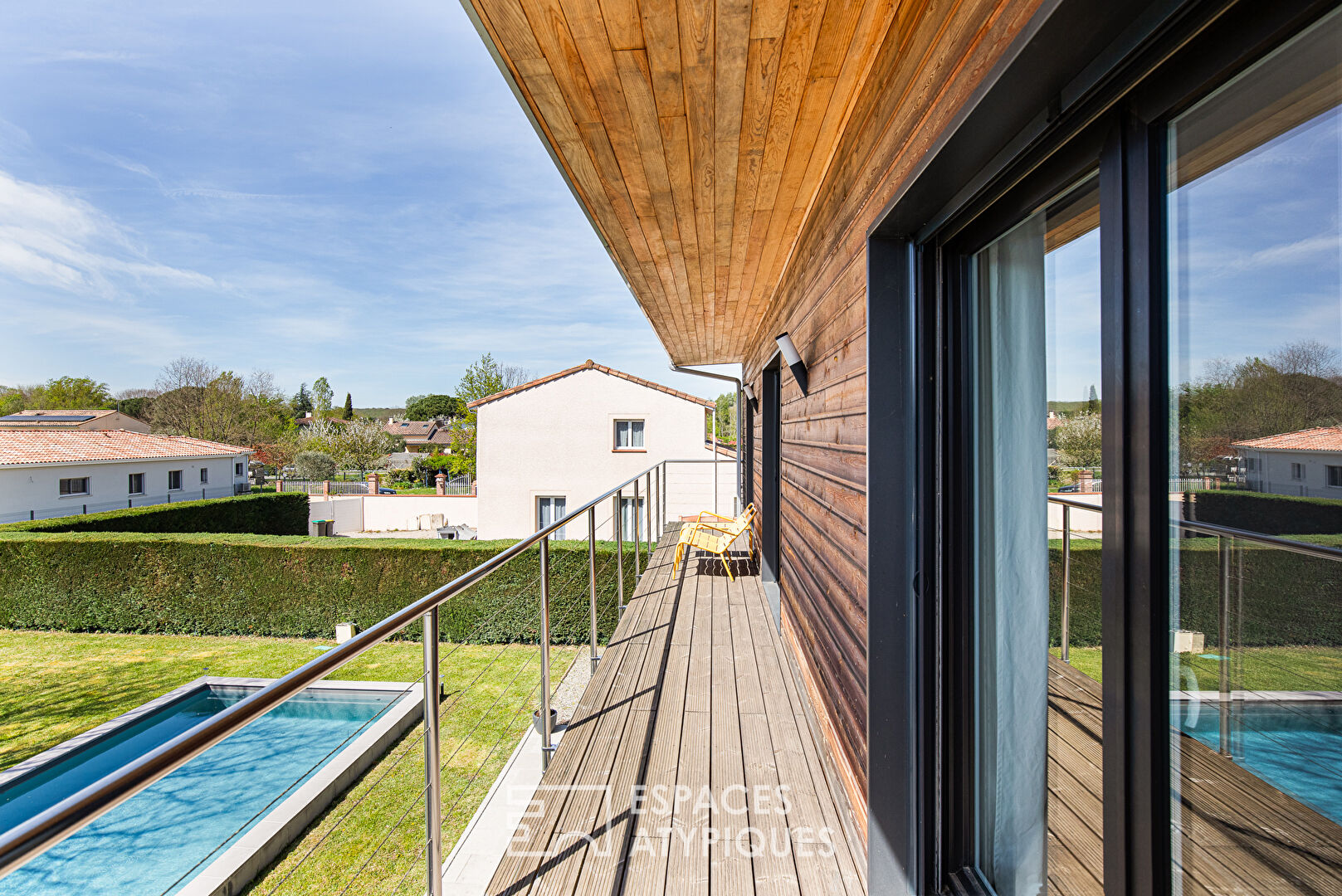 Contemporary with swimming pool in Pibrac