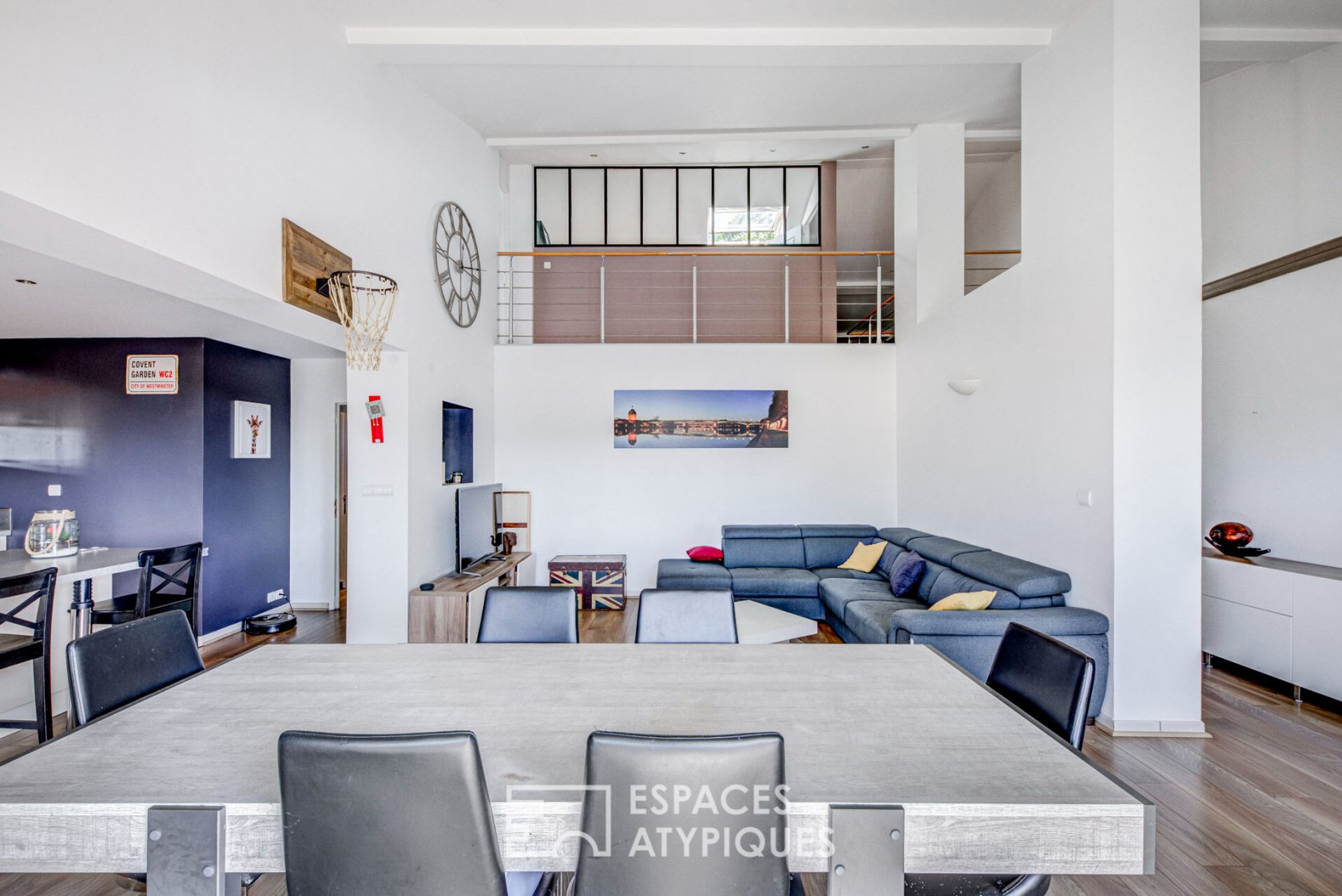 Appartement loft avec vue sur la campagne