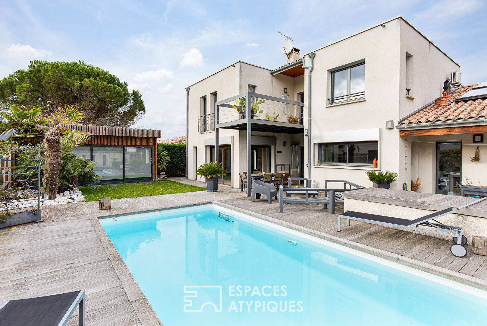 Maison d’architecte avec spa et piscine à Toulouse