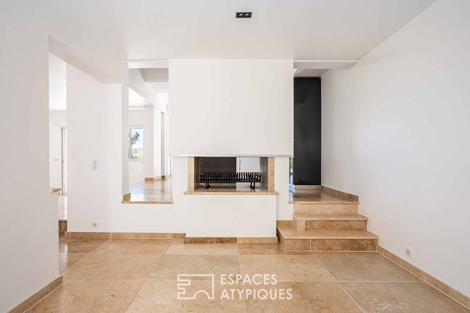 Maison rénovée et sa dépendance sur les coteaux de Toulouse