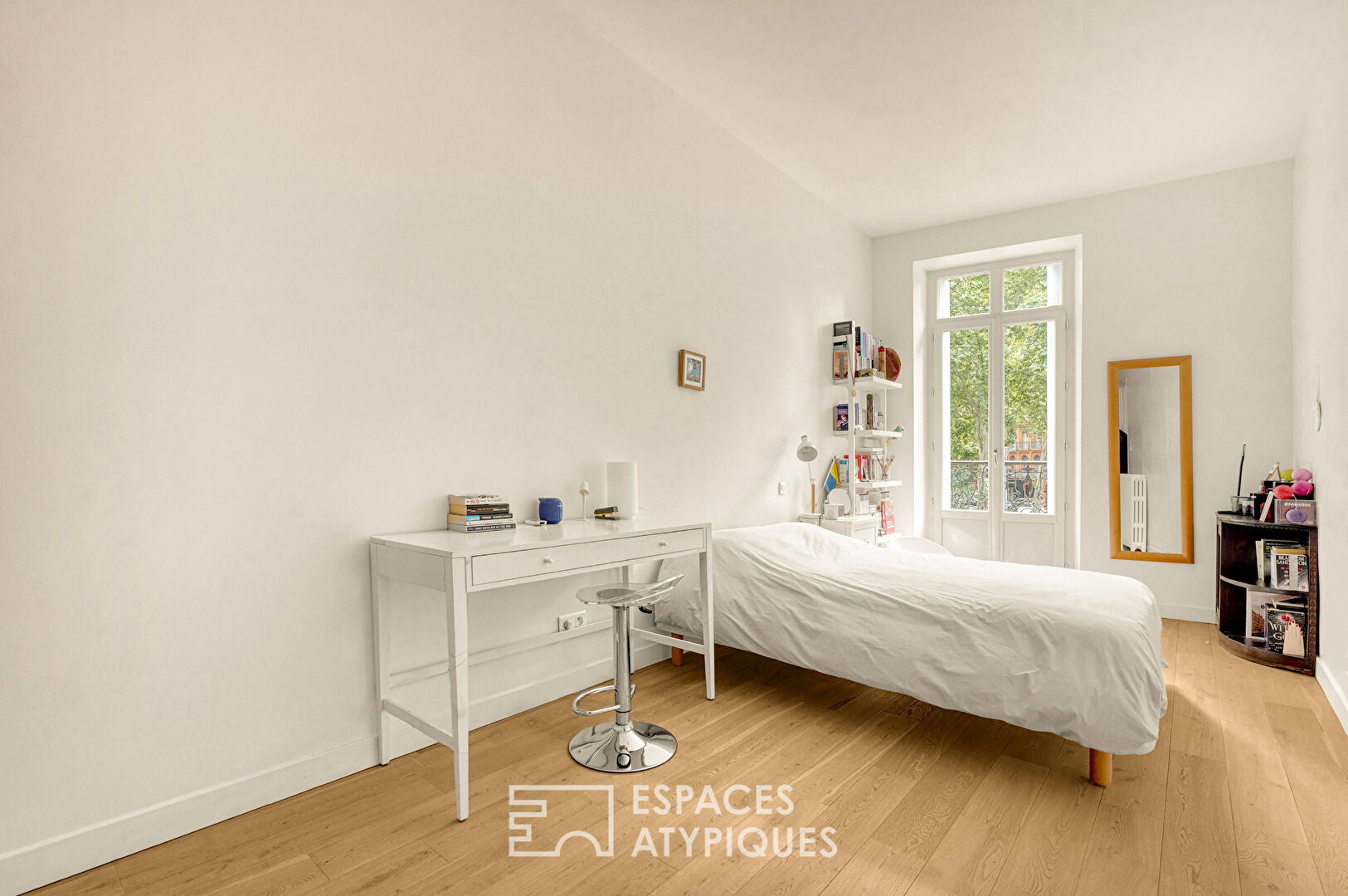 Haussmannian apartment in Saint Aubin