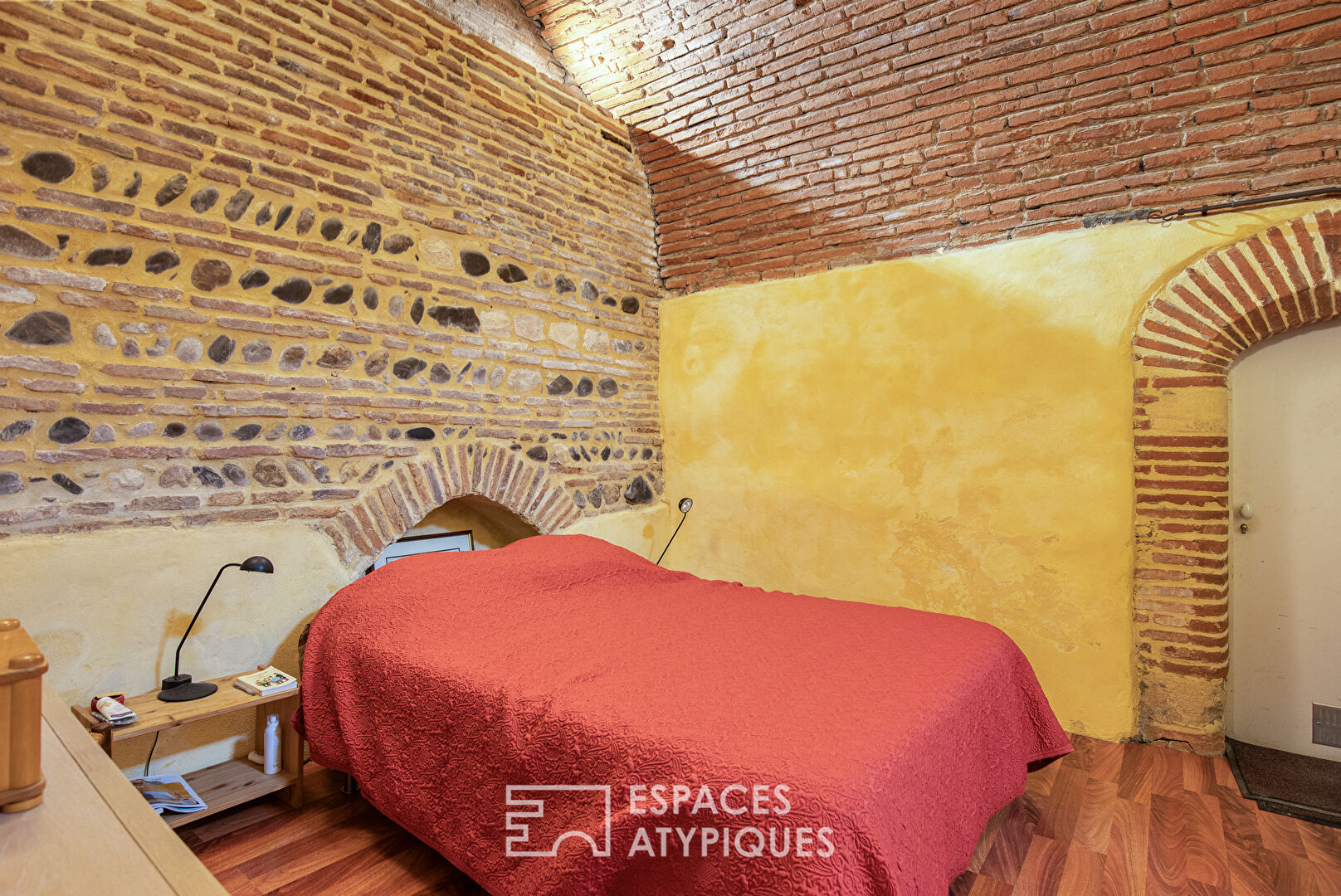 Former workshop rehabilitated at L’Hôtel de Pierre and its galleries in Toulouse