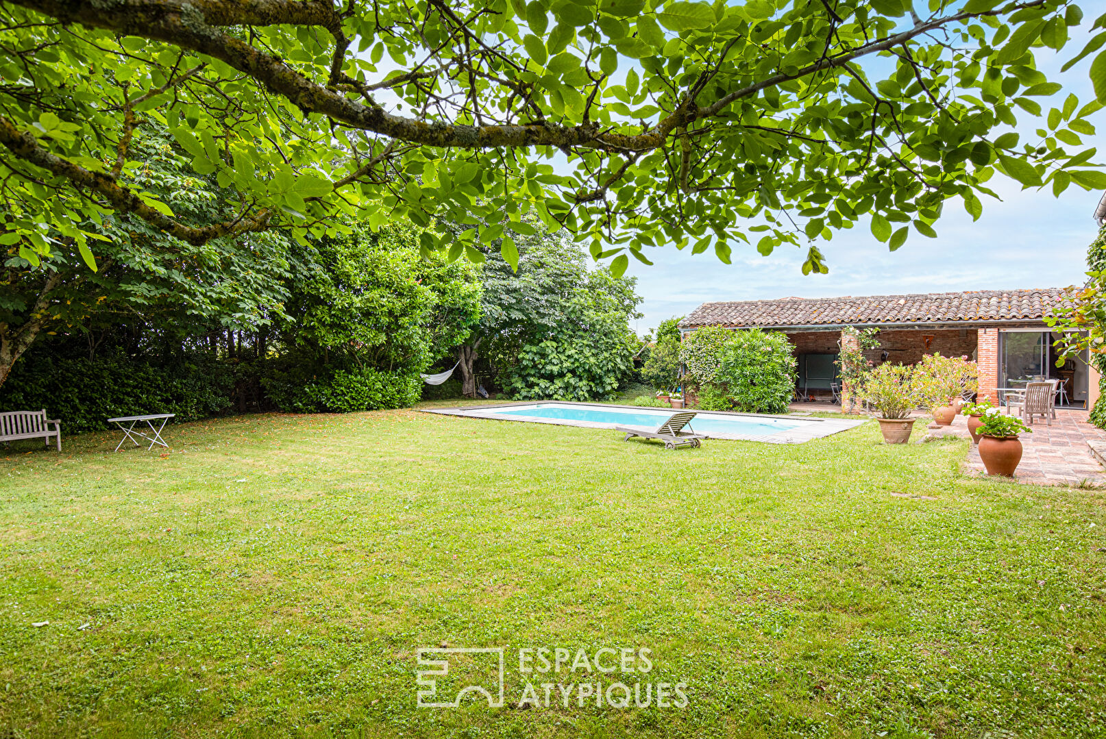 Charming house with swimming pool in Villeneuve-lès-Bouloc