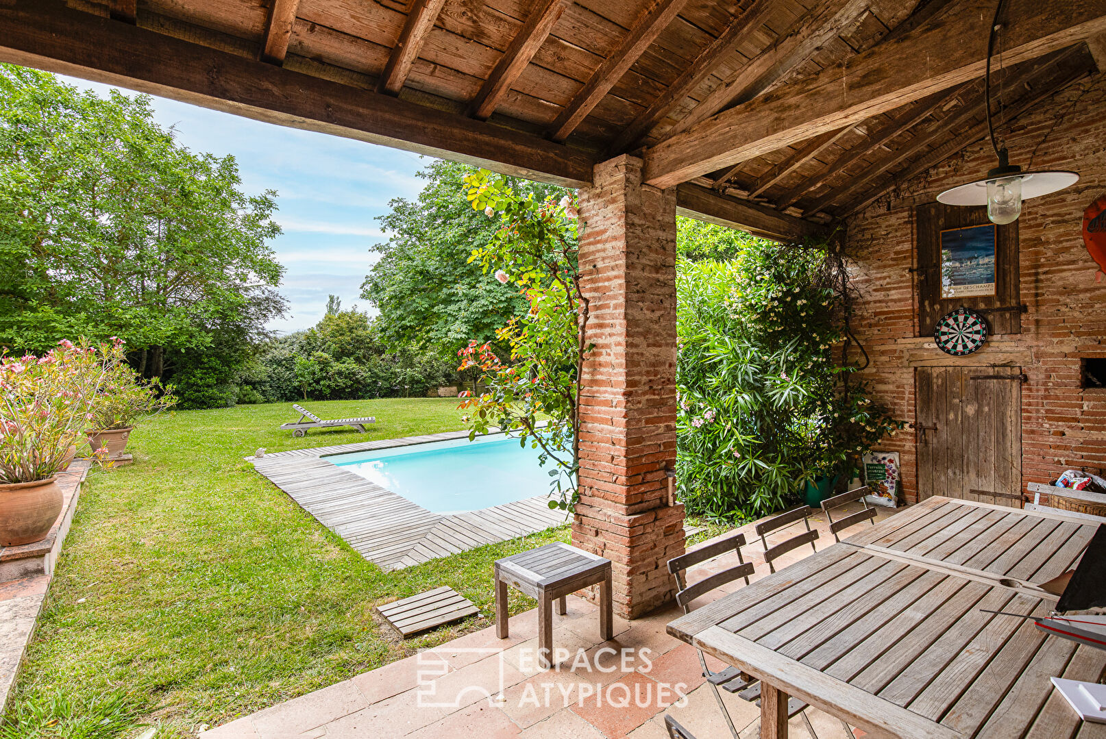 Charming house with swimming pool in Villeneuve-lès-Bouloc