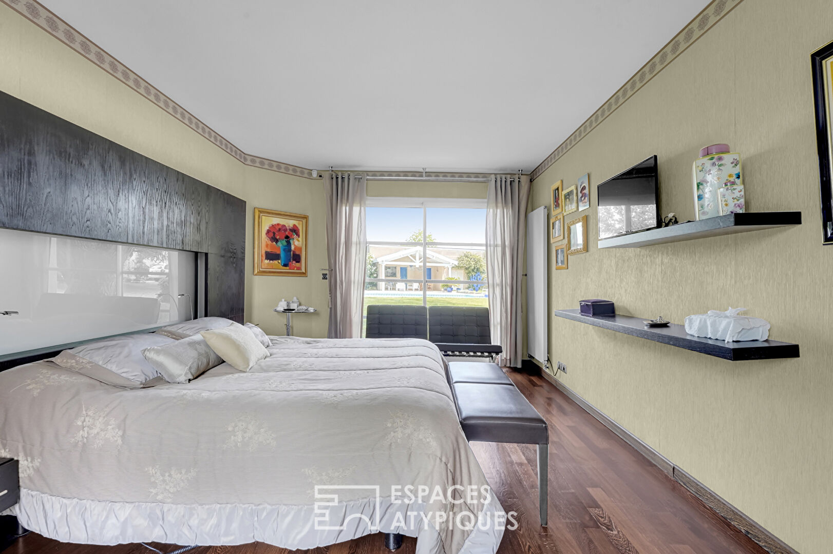 Former hunting lodge renovated by an architect in Tournefeuille