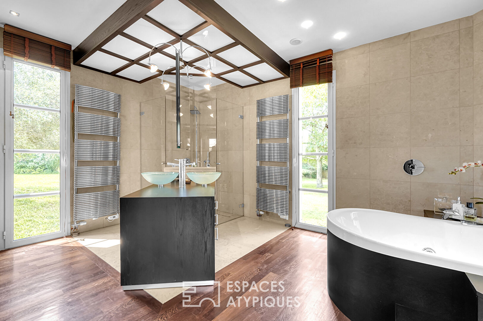 Former hunting lodge renovated by an architect in Tournefeuille