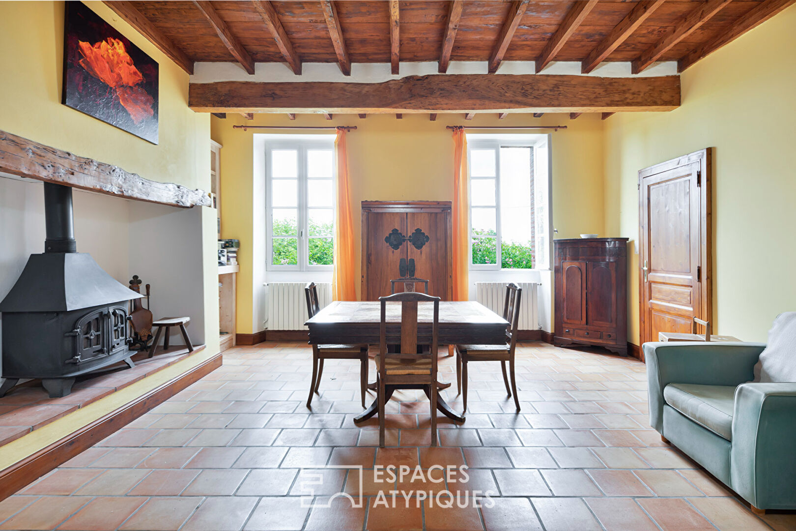 Maison de caractère et son jardin paysagé