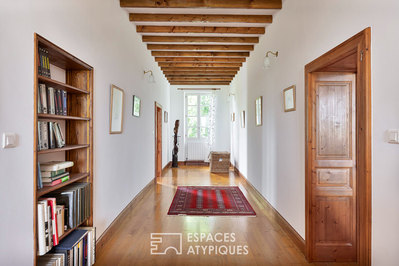 Maison de caractère et son jardin paysagé