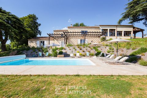 Ferme rénovée et chambres d’hôtes en pleine nature.
