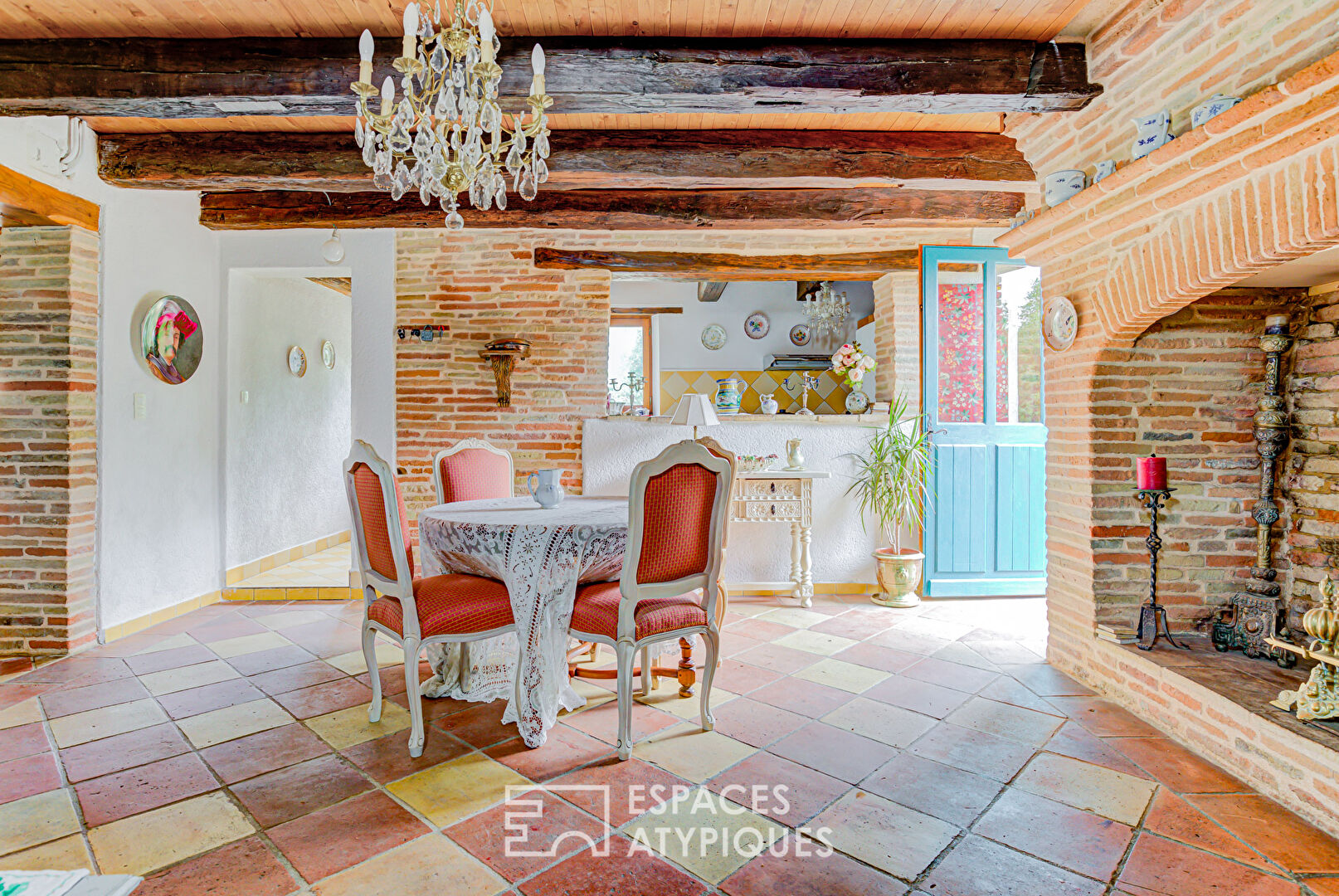 Maison de maître et ses dépendances à 15 minutes de Montauban