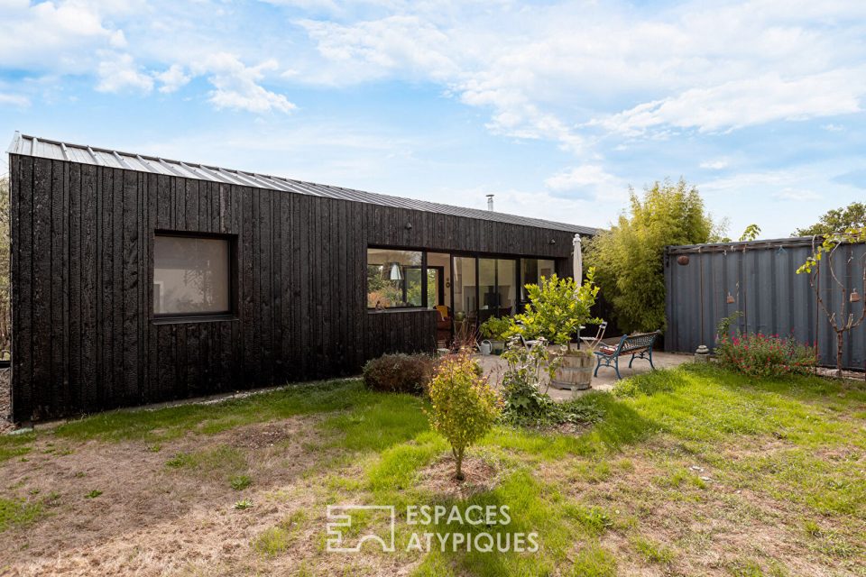 82000 MONTAUBAN - Maison d'architecte avec parement en bois - Réf. 752ET