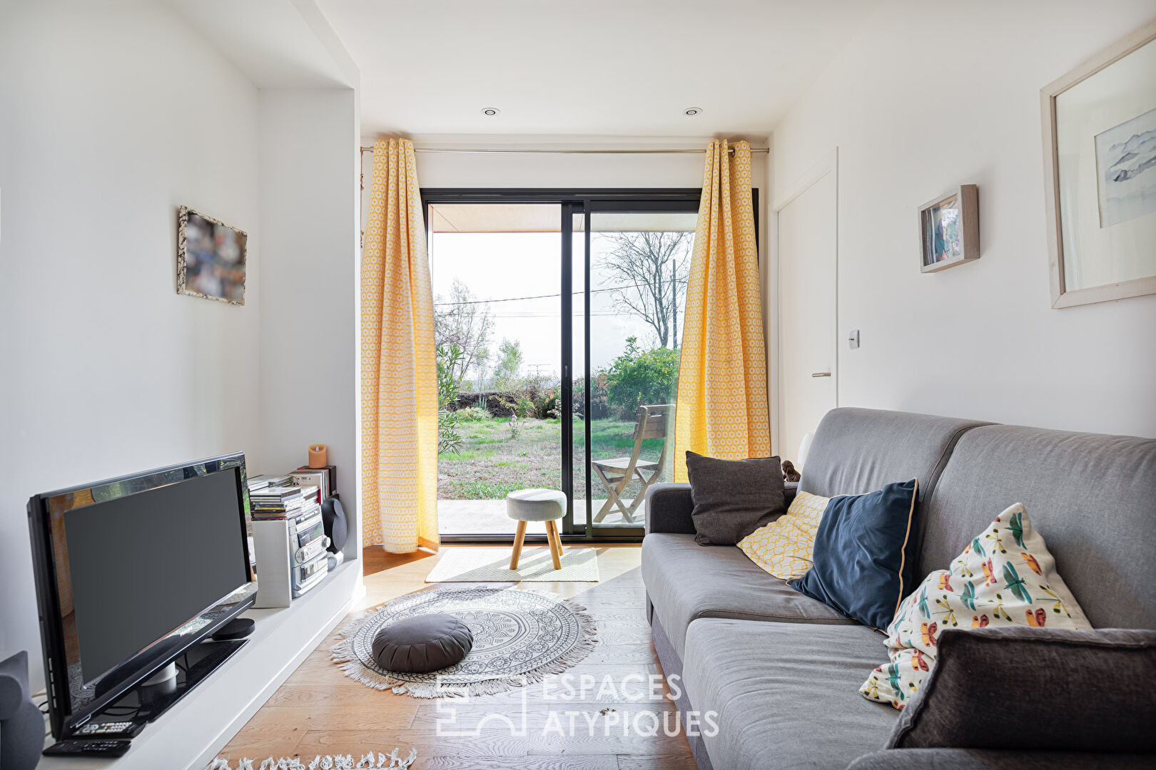 Maison d’architecte avec parement en bois