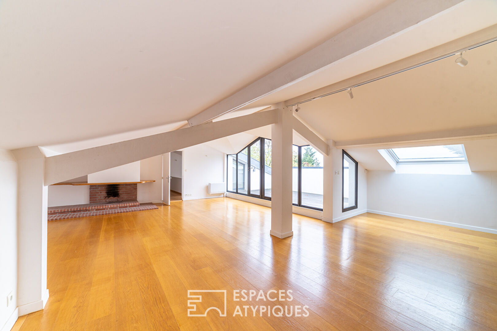 Maison remaniée et superbe vue Pyrénées à Vieille-Toulouse