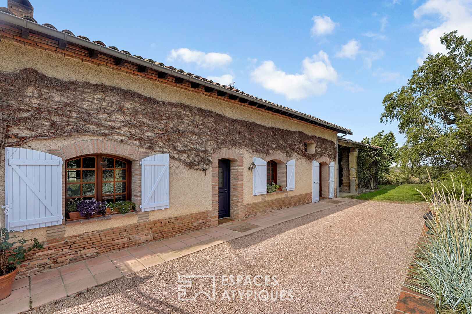 Lauragaise rénovée avec piscine
