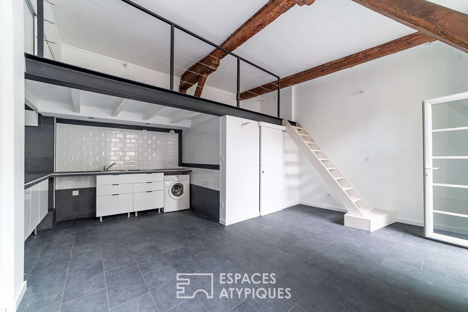 Appartement rénové aux Carmes