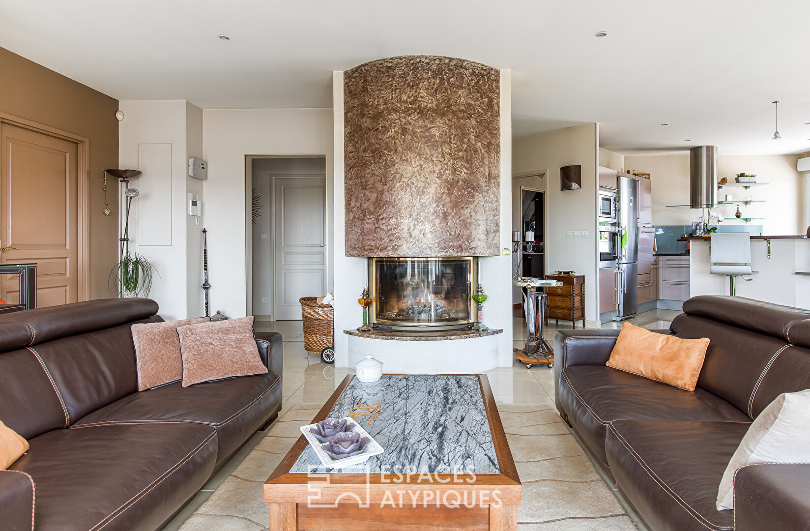 Appartement en dernier étage avec terrasse et vue sur les Pyrénées