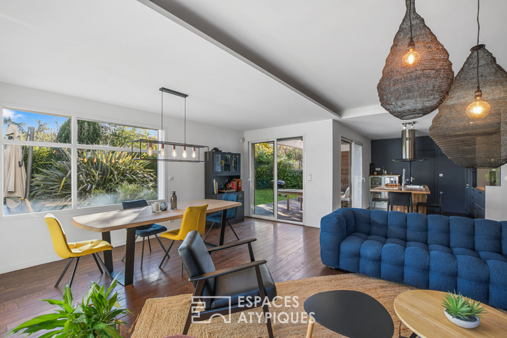 Villa Contemporaine avec piscine aux portes de Toulouse