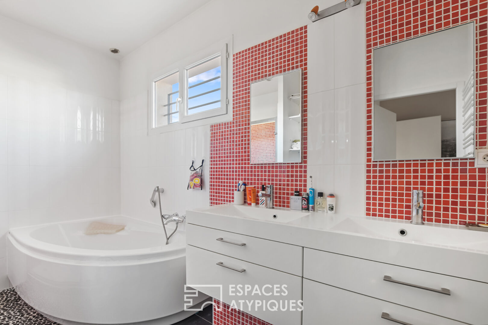 Villa Contemporaine avec piscine aux portes de Toulouse