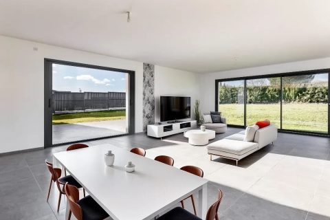 Maison contemporaine de plain-pied à Gargas
