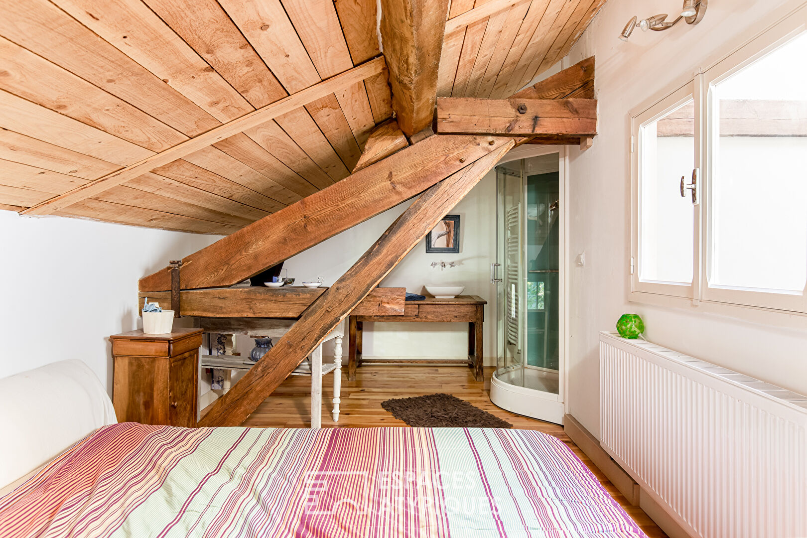 Old renovated barn in Lévignac