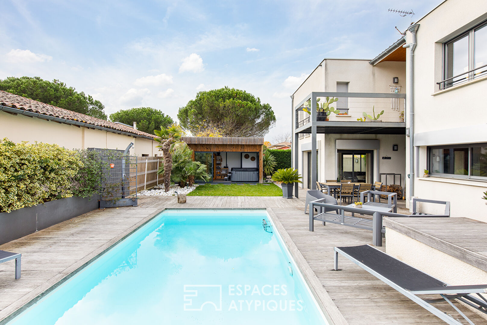 Maison d’architecte avec spa et piscine à Toulouse