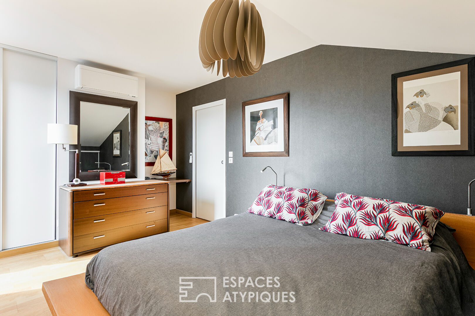 Rooftop contemporain avec terrasse