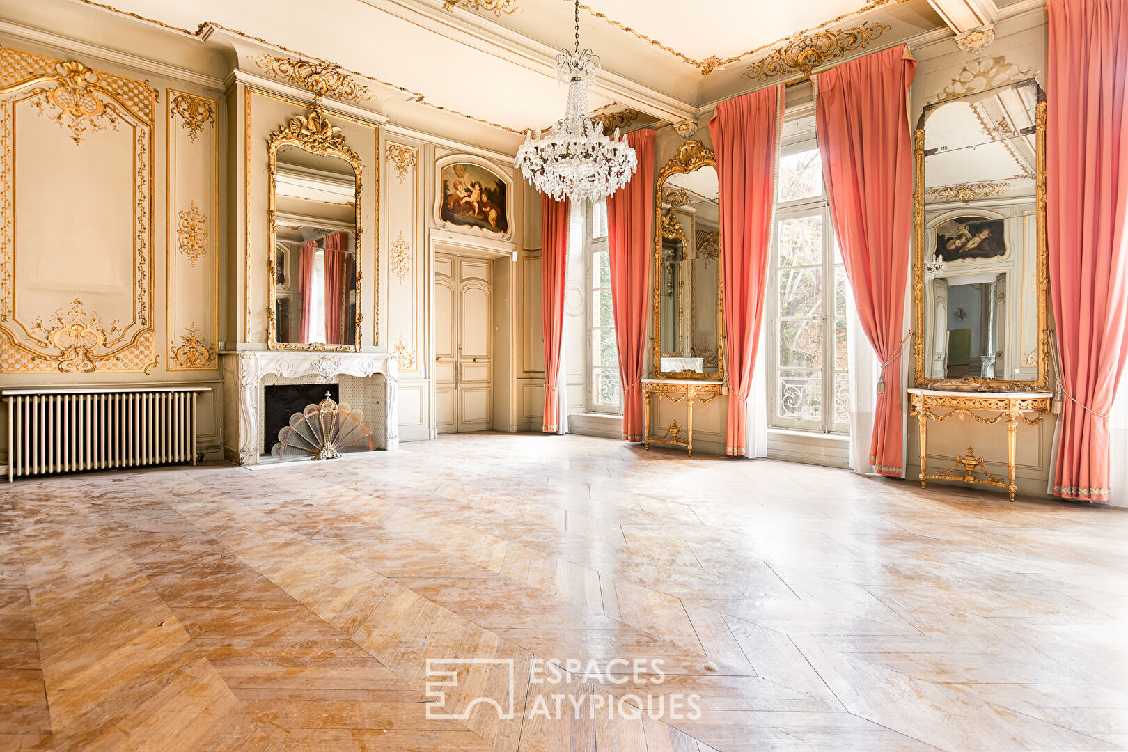 Appartement de réception à rénover aux Carmes